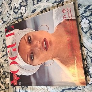 Vintage Vogue UK Magazine July 1975